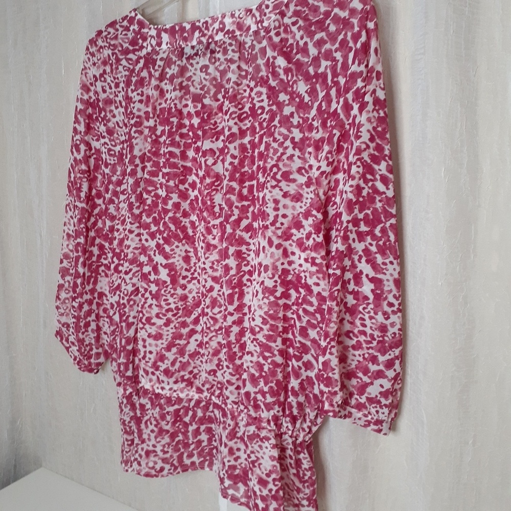 Apt 9 Pink and White Blouse with Peplum - Picture 7 of 8